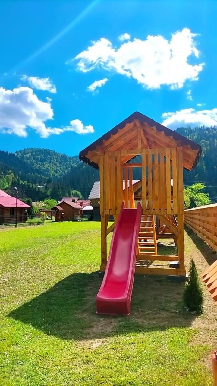 Casa Prundari Nicu Si Mirela Hotel Poiana Teiului Exterior photo
